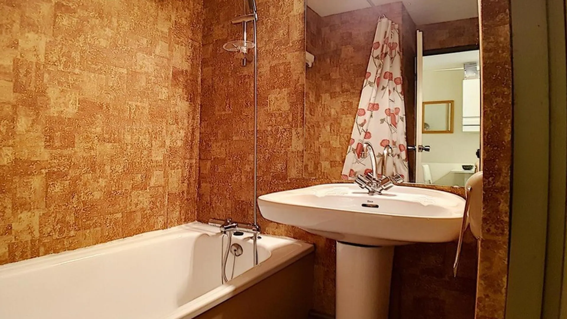 Studio Cabine Classique Aux Menuires, Proche Des Pistes - Fr-1-344-1228 Сен-Мартен-де-Бельвиль Апартаменты